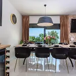 Beautiful Home In Opric With Wifi Case de vacanță