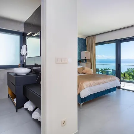 Beautiful Home In Opric With Wifi *