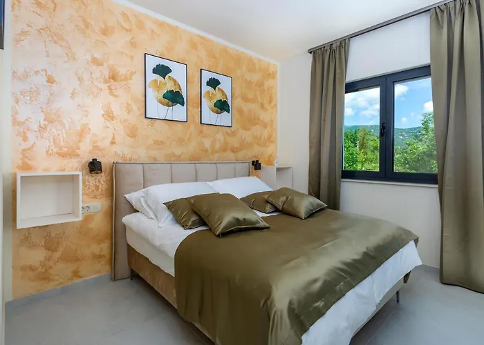 Lovely Home In Opric With Wifi Dom wakacyjny *