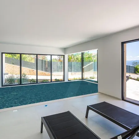 Lovely Home In Opric With Wifi *